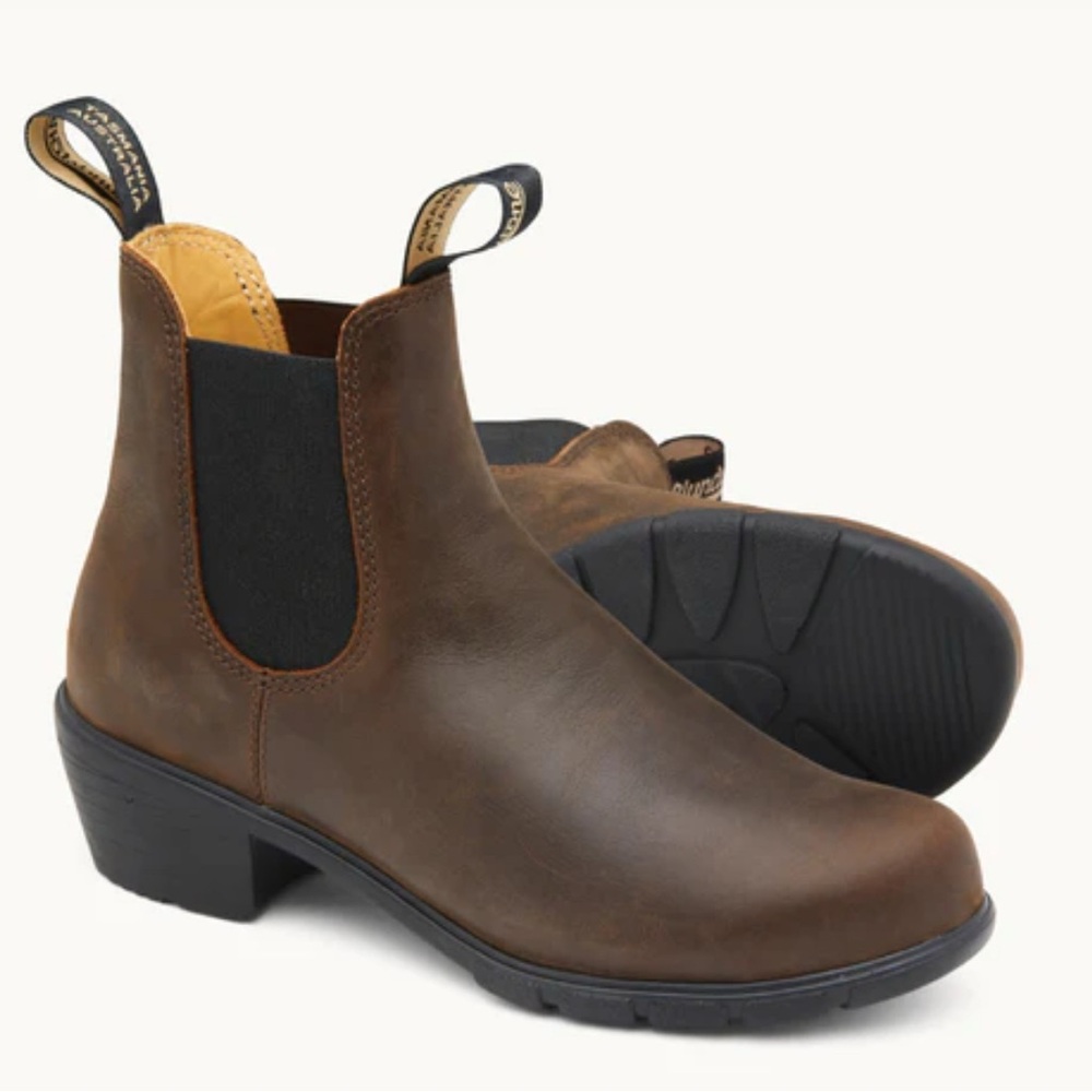 Blundstone Brown Boots #1673 (Size US Women’s 7.5)